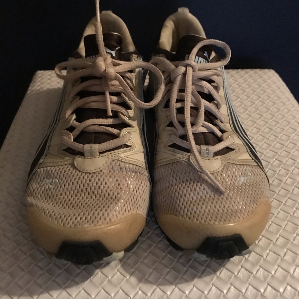 Sneakers - Picture 2 of 3